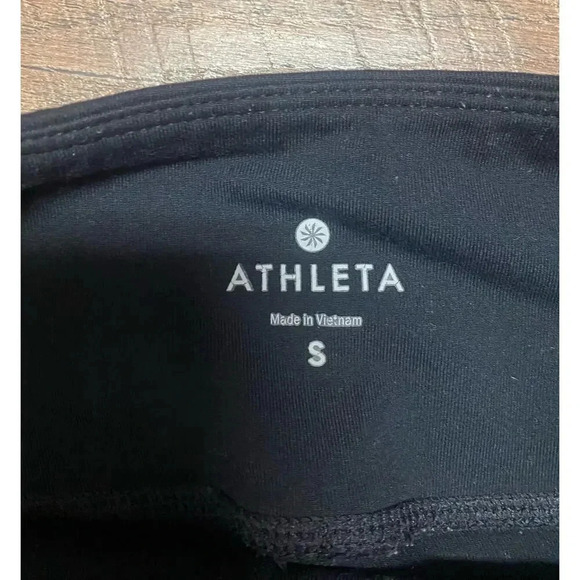 Athleta Black Active Leggings W/ Mesh Sheer Detailing  Size Small - Picture 3 of 5
